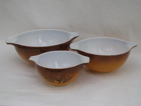 photo of Orchard Fruits, vintage brown fruit pattern Pyrex kitchen glass nest of mixing bowls #3