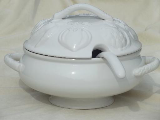 photo of Over & Back majolica embossed fruit earthenware soup tureen & ladle  #1