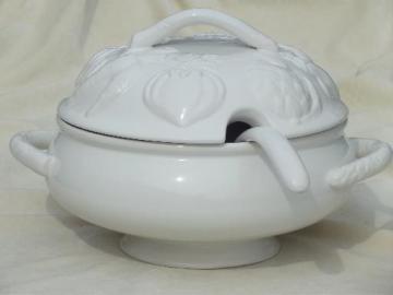 catalog photo of Over & Back majolica embossed fruit earthenware soup tureen & ladle 