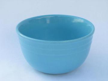 catalog photo of Oxford stoneware, vintage blue glaze pottery kitchen mixing bowl