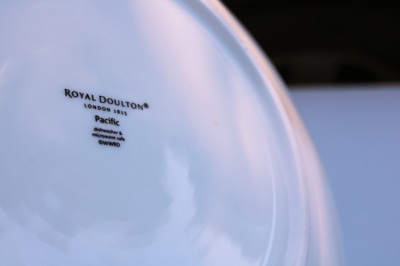photo of Pacific Royal Doulton plates, minimalist mod design cobalt blue & white patterns #7