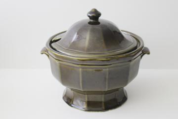catalog photo of Pfaltzgraff Heritage green glaze covered dish, large soup tureen or casserole