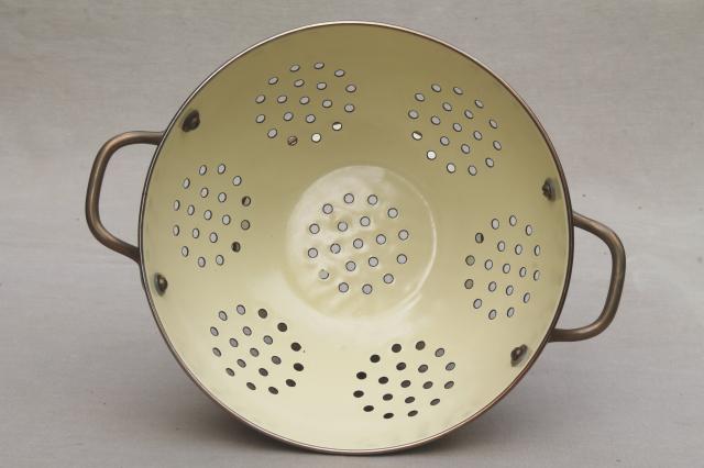 photo of Pfaltzgraff Village pattern metal colander kitchen strainer #5