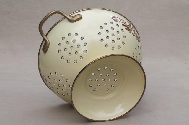 photo of Pfaltzgraff Village pattern metal colander kitchen strainer #6