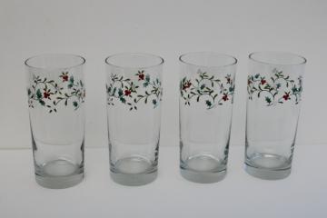 catalog photo of Pfaltzgraff Winterberry drinking glasses, tall tumblers Christmas holiday glassware