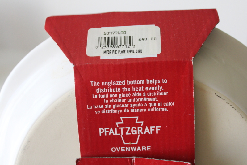 photo of Pfaltzgraff Winterberry holly pie pan & red cardinal pie bird new in pkg vintage #5