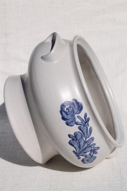 photo of Pfaltzgraff Yorktowne soup tureen w/ ladle, blue & white pottery covered serving bowl #8