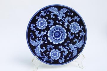 catalog photo of Pier 1 blue & white porcelain trivet, round tile w/ Mandarin Chinese inspired flowers chinoiserie print 