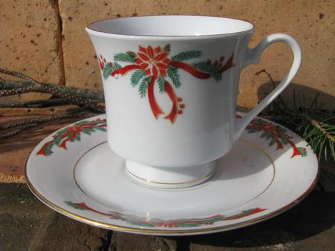 photo of Poinsettia ribbon Christmas holiday dishes for 10, Tienshan china #6