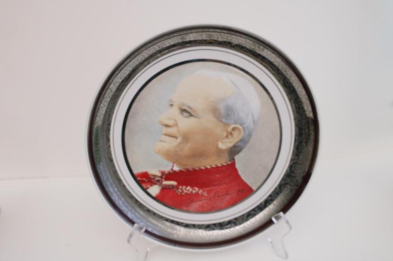 photo of Pope John Paul II portrait plate, vintage collectorâ€™s plate Catholic memorabilia  #1