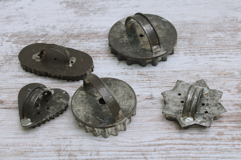 photo of Primitive style vintage tin cookie cutters, fluted round circles, oval, star, heart shapes #3