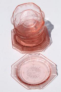 catalog photo of Princess pink depression glass 1930s vintage Anchor Hocking plates & bowls