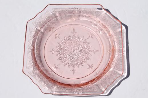 photo of Princess pink depression glass 1930s vintage Anchor Hocking plates & bowls #6