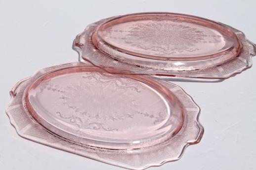 photo of Princess pink depression glass 1930s vintage Anchor Hocking platters & bowls #8