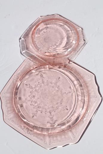 photo of Princess pink depression glass 1930s vintage Anchor Hocking set of plates #4