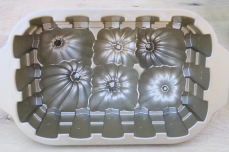 photo of Pumpkin Harvest Nordic Ware loaf pan for quick bread, spice cake fall baking #4