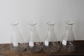 Pyrex beakers, 500ml flasks set of four, vintage lab glass chemistry bottles