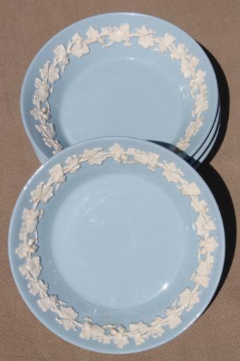 photo of Queen's ware Wedgwood china lavender blue w/ cream embossed grapes fruit bowls #2