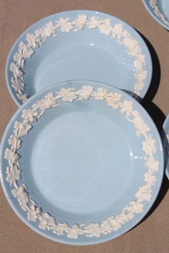 photo of Queen's ware Wedgwood china lavender blue w/ cream embossed grapes fruit bowls #3