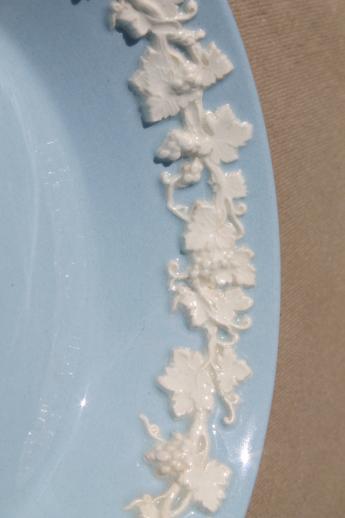 photo of Queen's ware Wedgwood china lavender blue w/ cream embossed grapes fruit bowls #4