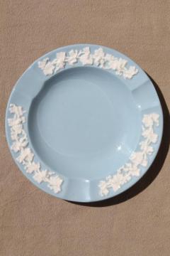 catalog photo of Queen's ware Wedgwood china lavender blue w/ cream embossed grapes, small ashtray