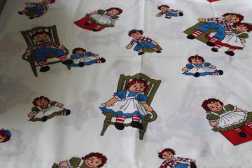 catalog photo of Raggedy Ann & Andy rag doll print cotton fabric, 60s 70s vintage