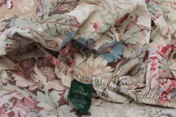 catalog photo of Ralph Lauren Coastal Garden vintage floral print fitted sheet, full size double bed sheet 