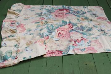 catalog photo of Ralph Lauren Elsa Grasslands floral print vintage cotton pillowcases standard size w/ ruffle edge 