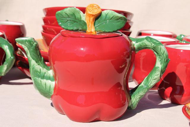 photo of Red Apple ceramic apples plates, bowls, mugs, teapot Casa Vero - China #4