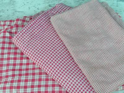 photo of Red & white vintage cotton fabrics lot #1