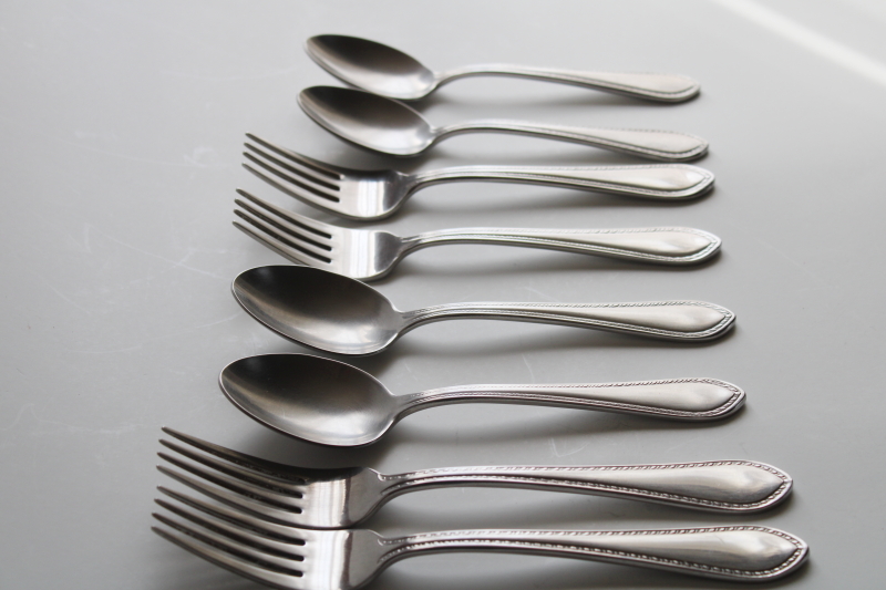 photo of Reed & Barton Tradition heavy stainless flatware, Tanglewood pattern service for two #2