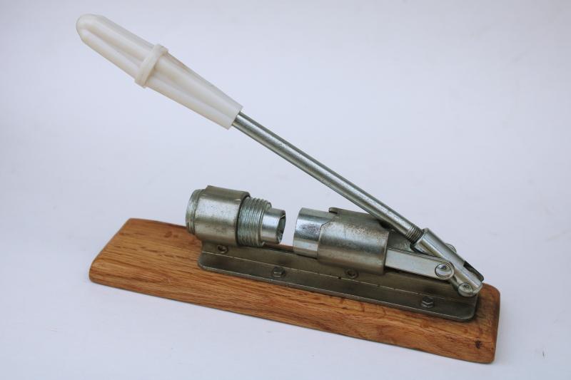 photo of Reed's Rocket nutcracker, nut cracker w/ lever handle for tough nuts to crack #1