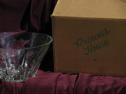 photo of Regency heritage Princess House salad bowl #489, mint in original box #4