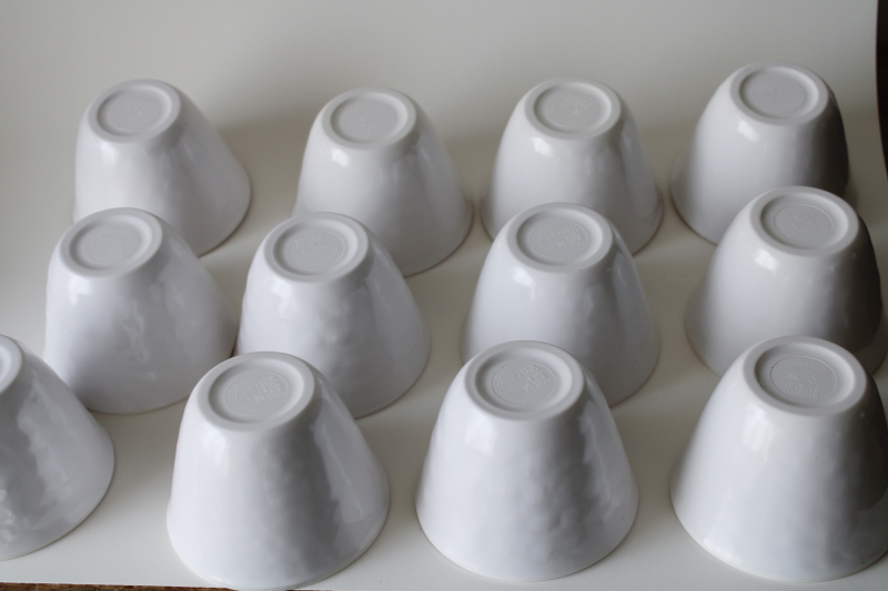 photo of Room & Retreat 12 black & 12 white melamine noodle bowls, custard cups or small dessert dishes  #2