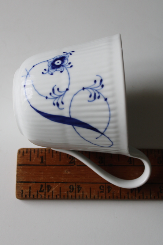 photo of Royal Copenhagen blue & white porcelain high handle mug w/ monogram letter S, alphabet pattern  #5