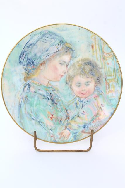 photo of Royal Doulton Colette and Child china plate, 1973 collector's edition #1