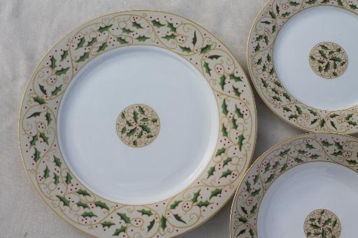 photo of Royal Holly Gibson everyday china Christmas dishes set for 8 w/ holly on tan #7