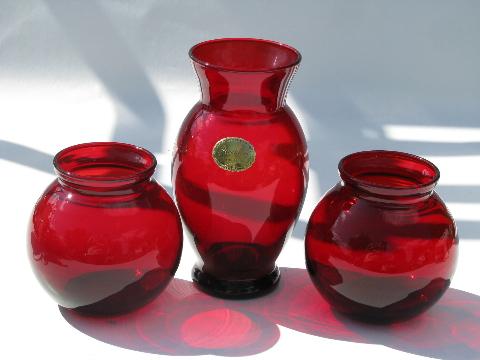 photo of Royal Ruby red vintage Anchor Hocking glass vases lot, orginal label #1