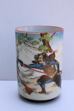 Samurai warriors Kutani style Japan cup or small vase, unmarked 20th century vintage ceramic 