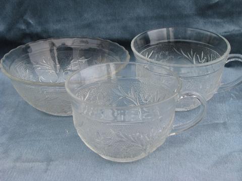 photo of Sandwich pattern glass lot, set of sherbets etc. vintage 1950s Anchor Hocking #5