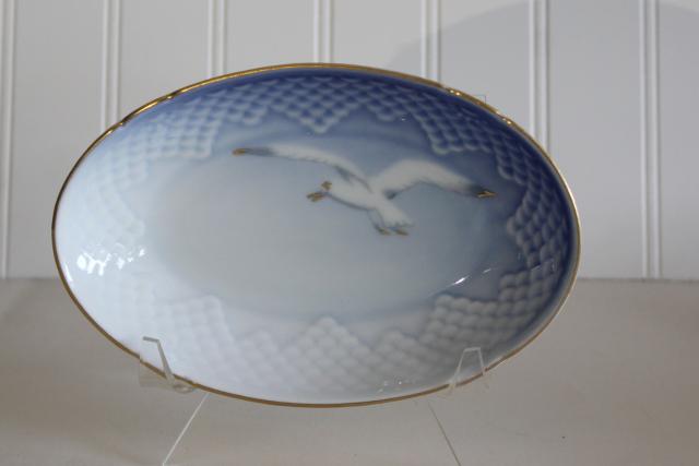 photo of Seagull pattern vintage B&G Copenhagen porcelain bowl, Bing and Grondahl #1