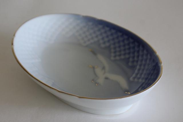 photo of Seagull pattern vintage B&G Copenhagen porcelain bowl, Bing and Grondahl #3