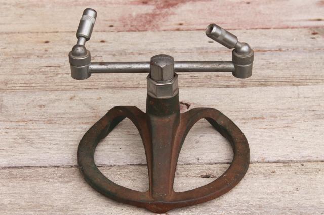 photo of Sears Craftsman vintage yard lawn garden sprinkler w/ heavy cast iron base #4