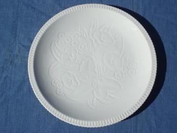 catalog photo of Shelledge vintage Syracuse china chop plate, shell edge white floral