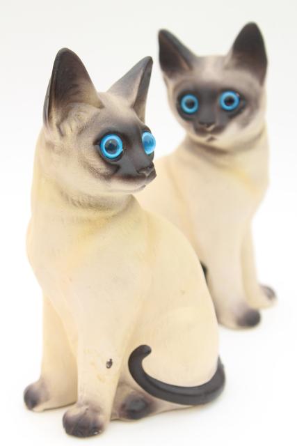 photo of Siamese cats, pair large ceramic figurines, 80s vintage Taiwan cat collectibles #1