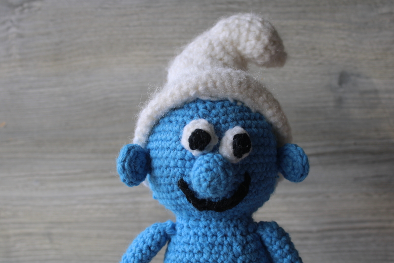photo of Smurf & Smurfette vintage handmade crochet dolls #7