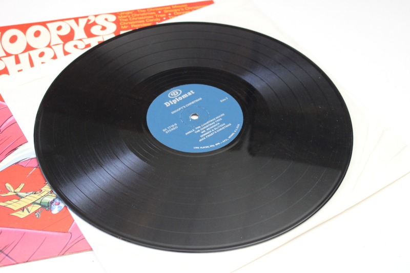 photo of Snoopy's Christmas LP vinyl record album 1968 or 69, crazy hippie Santa cover art #5