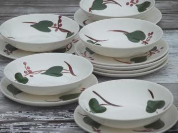 catalog photo of Stanhome ivy berry hand-painted vintage Blue Ridge pottery dishes