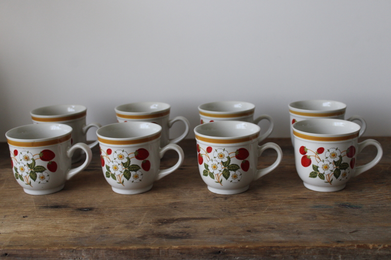 photo of Strawberries n Cream berry print vintage Japan stoneware mugs, set of 8  #1