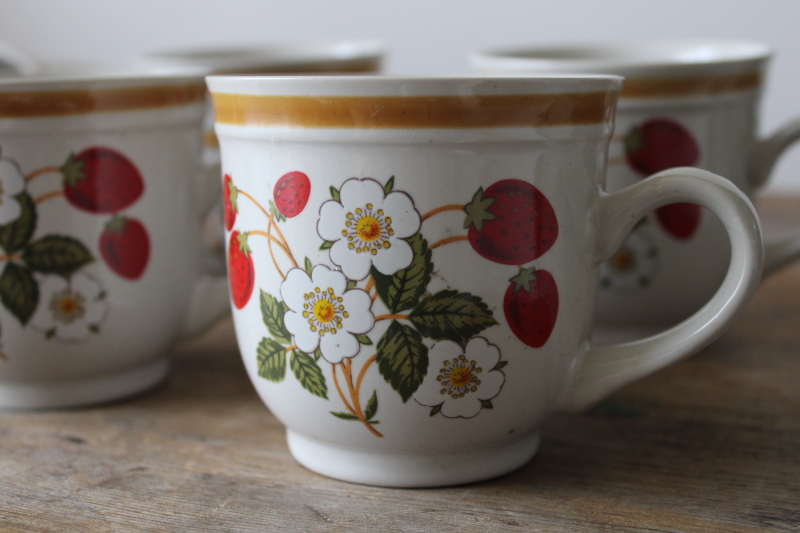 photo of Strawberries n Cream berry print vintage Japan stoneware mugs, set of 8  #6